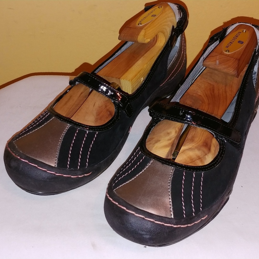 J-41 ECLIPSEMARY JANEWOMENS SHOESIZE  7.5M